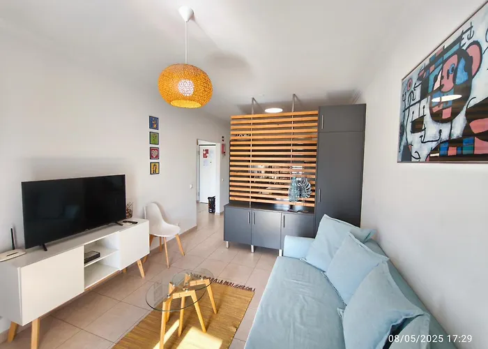 Jeni Residencia Flamingo