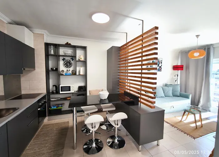 Jeni Residencia Flamingo
