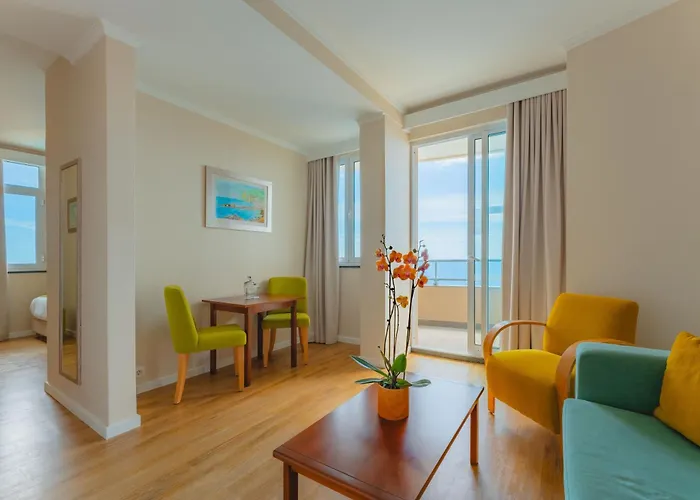 Duas Torres Hotel Funchal , Portugal