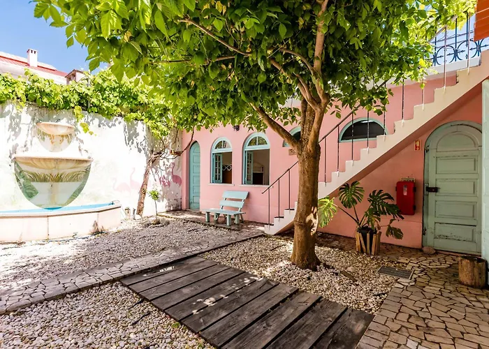 Kali Vice Surf Villa