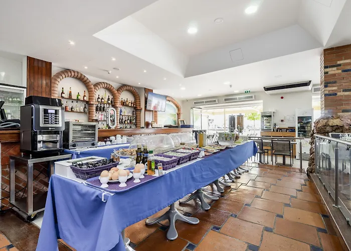Residencial Mares Hotel Tavira, Portugal
