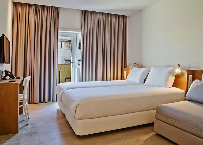 Hotel Spot Family Suites Porto, Portugal