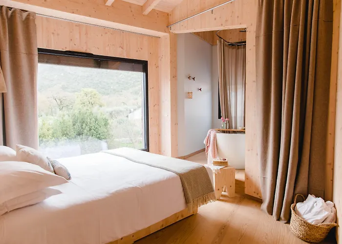 The Nest By Cooking And Nature Alvados, Portugal