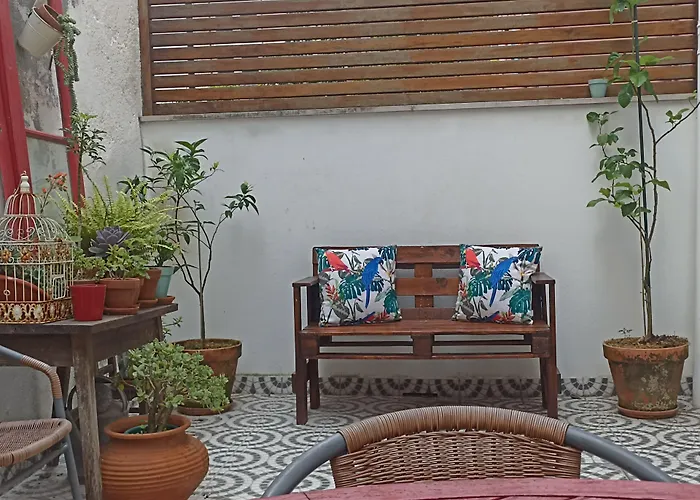 Republica Guest House