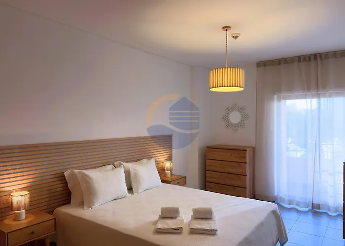 Apartamentos Paraíso Sol da Rocha