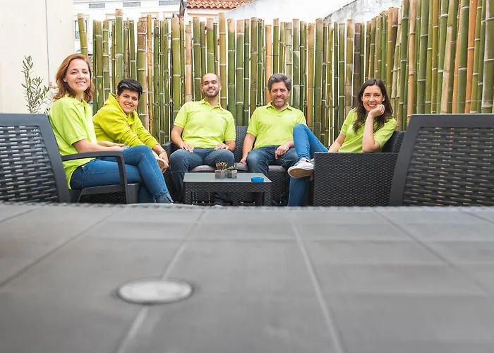 Help Yourself Hostels - Parede