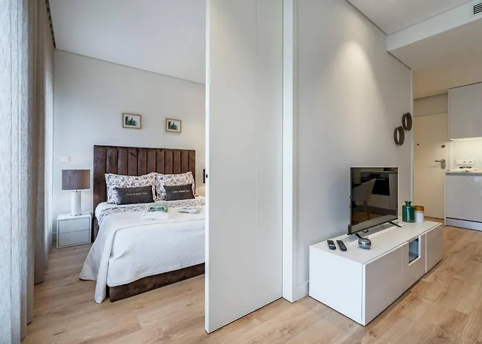 Antas Park Flat With Pool