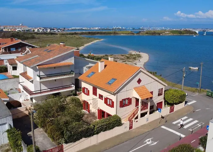 Casa Palheiro Amarelo Da Biarritz