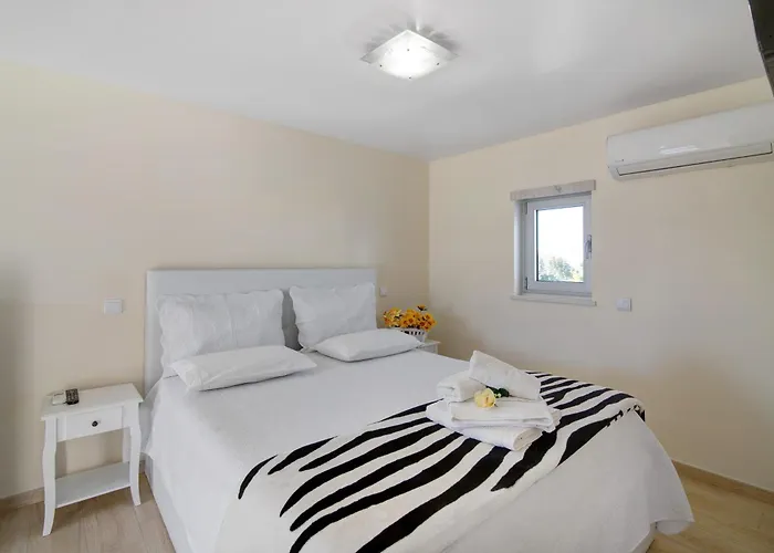 Numar Residence Villa X