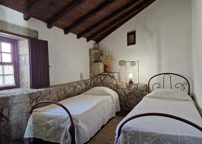Casa Grande - Casas De Campo Na Serra Da Estrela Paços da Serra, Portugal