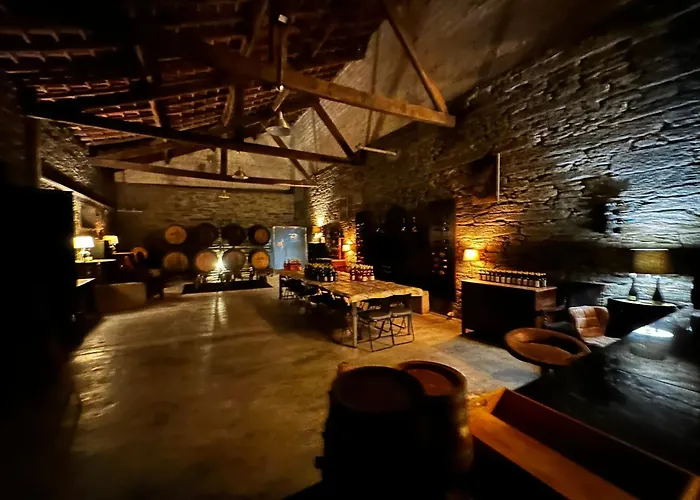 Quinta Da Casa Cimeira, Guest House, Wines & Food