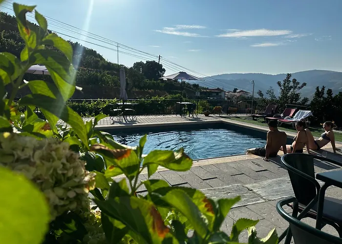 Quinta Da Casa Cimeira, Guest House, Wines & Food