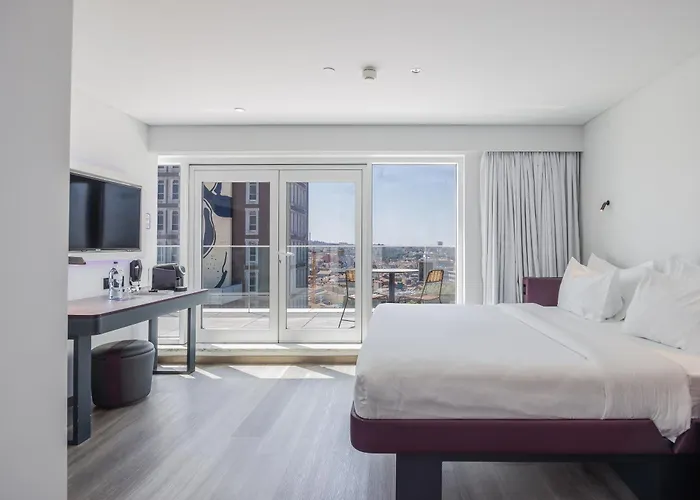 Yotel Oporto, Portogallo