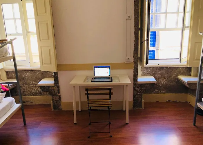 Inbraga Hostel, Portugal