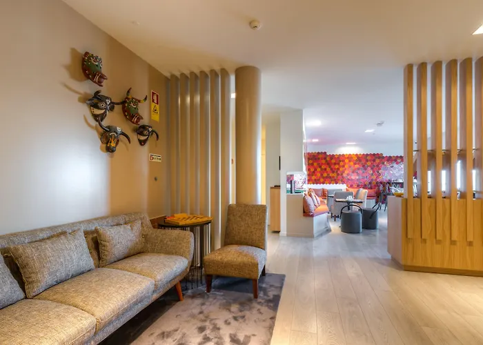 Hotel Spot Family Suites Porto, Portugal