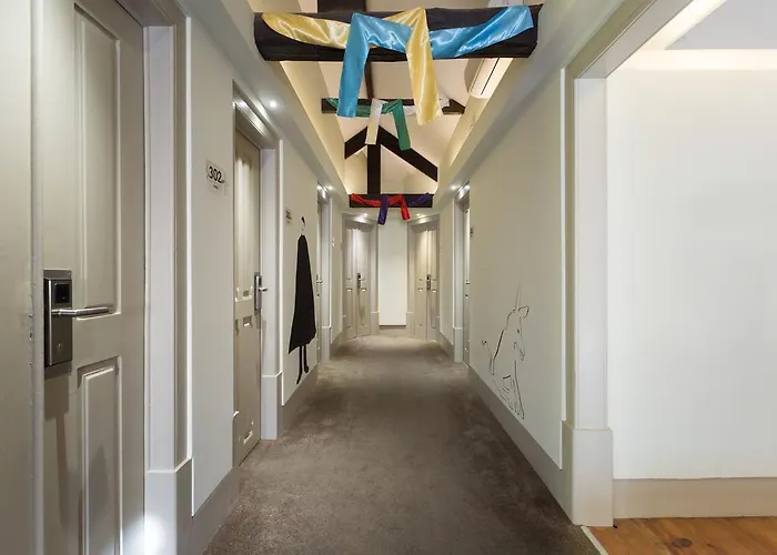 Serenata Hostel Coimbra