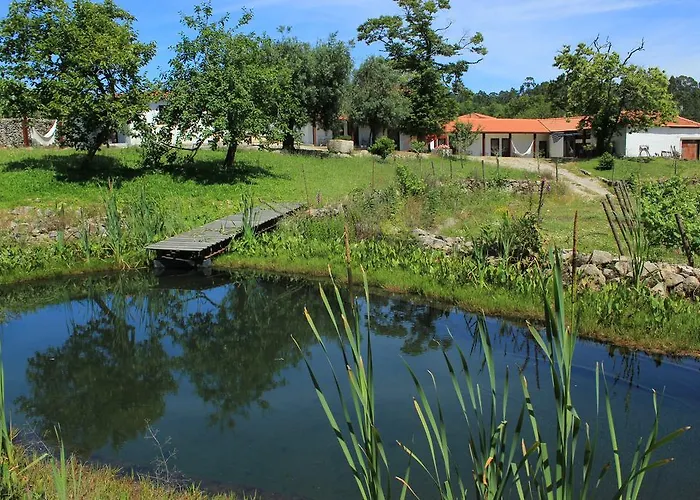 Estabulo De Valinhas Vila Vitorino dos Piães, Portugal