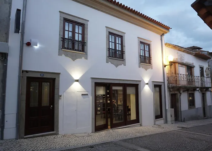 Feira Hostel & Suites