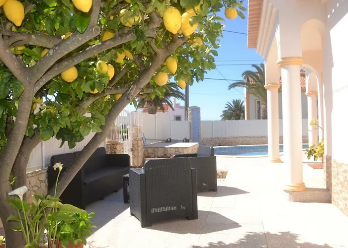 Villa Barros By Galantevasques