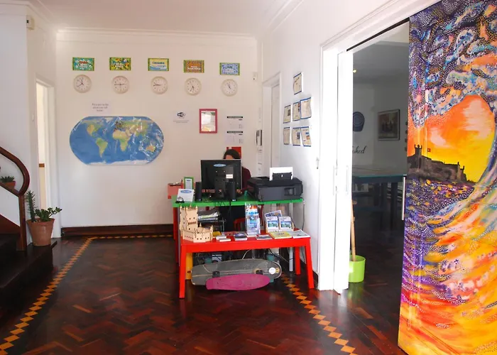 Carcavelos Surf Hostel