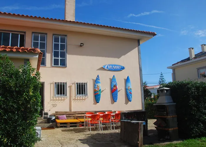 Carcavelos Surf Hostel