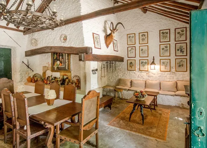 Quinta do Tojal - Palácio Privado Familiar Ferreira do Zêzere, Portugal