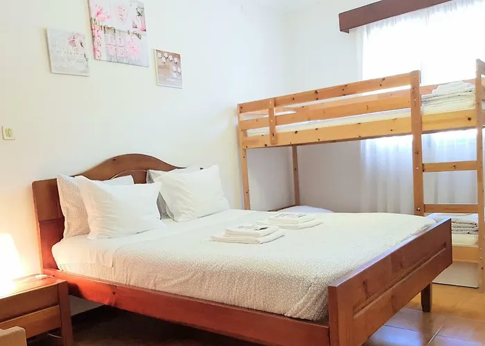 Home Geres Hostel