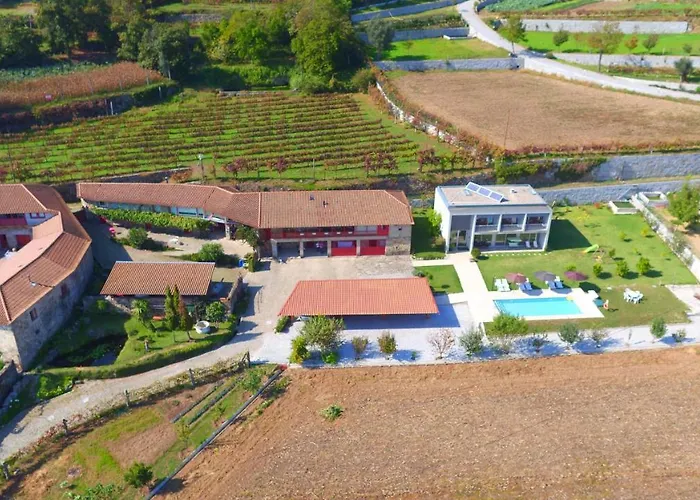 Quinta Pedras De Baixo Acomodação com café da manhã Longos, Portugal